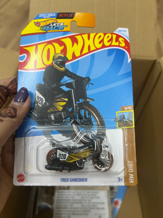 Single Hot Wheels Car-TRED SHEDDER