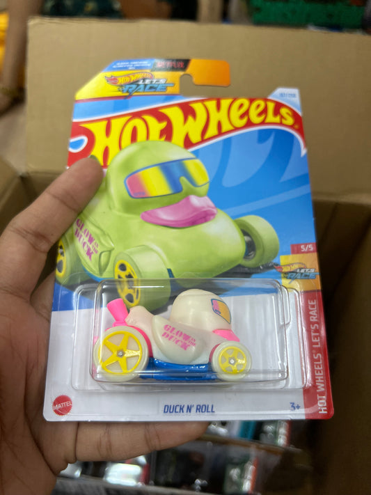 Single Hot Wheel Car-Duck n Roll