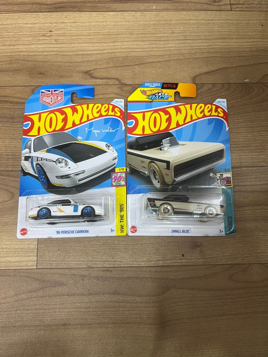 Single Hot Wheels Car- 96 PORSCHE CARRERA WHITE and SMALL BLOC